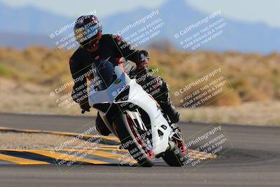 media/Nov-26-2022-TrackXperience (Sat) [[9e3694b821]]/Level 1/Session 3 (Turn 16)/